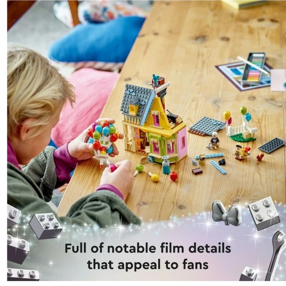 Disney Lego Up House 598 Pieces Toys & Games - Picture 3 of 5